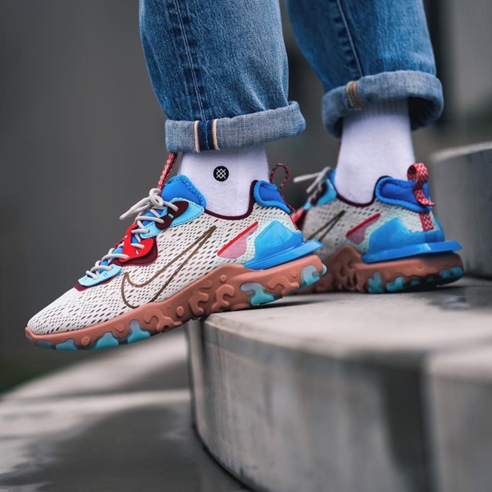 Nike React Vision Desert Oasis size 8.5